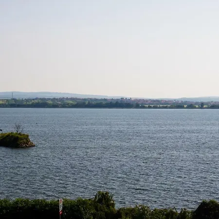 Apartman U Plaze S Terasou Pavlov Exterior photo